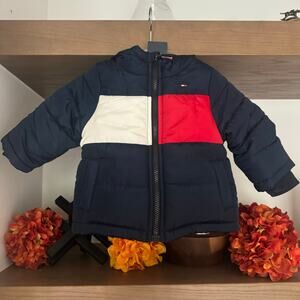 Tommy Hilfiger Puffer Jacket in Navy